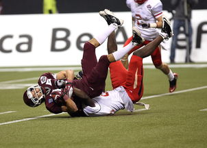 爱游戏平台-国足比赛球员表现排名，国足队员排名