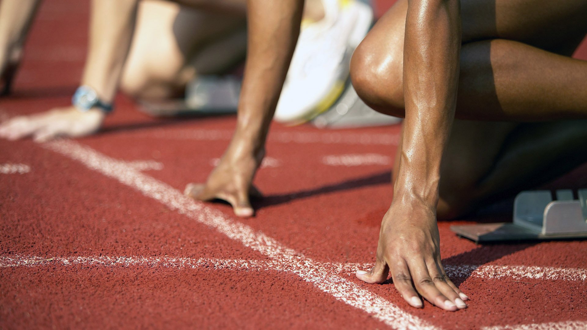 高校运动训练数据采集与分析技术研究，运动学数据采集的常用方法是成像技术,其基本原理是